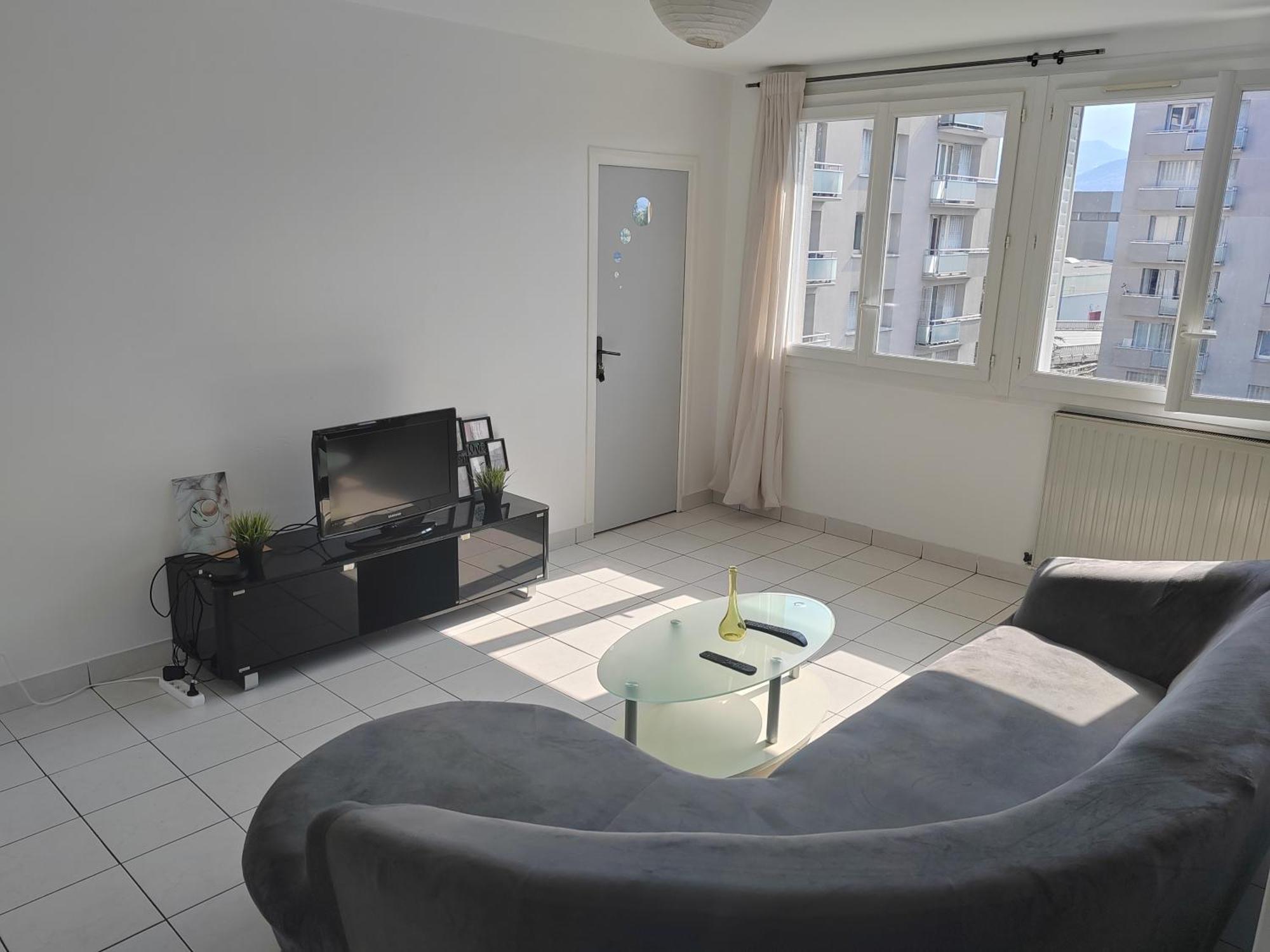 Une Chambre Dans Appartement Partage, Grenoble A 8 Min Du Centre-Ville Eksteriør billede